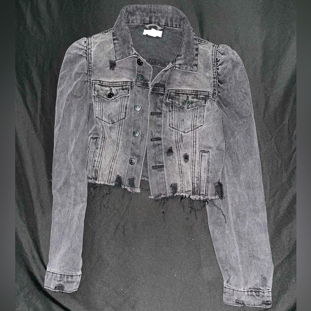 SALE
EVERYTHING $25! 
SALE ENDS 2/6/23